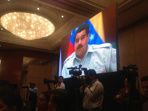 De heren waren later wél goed te volgen op grote TV-schermen achter in de zaal