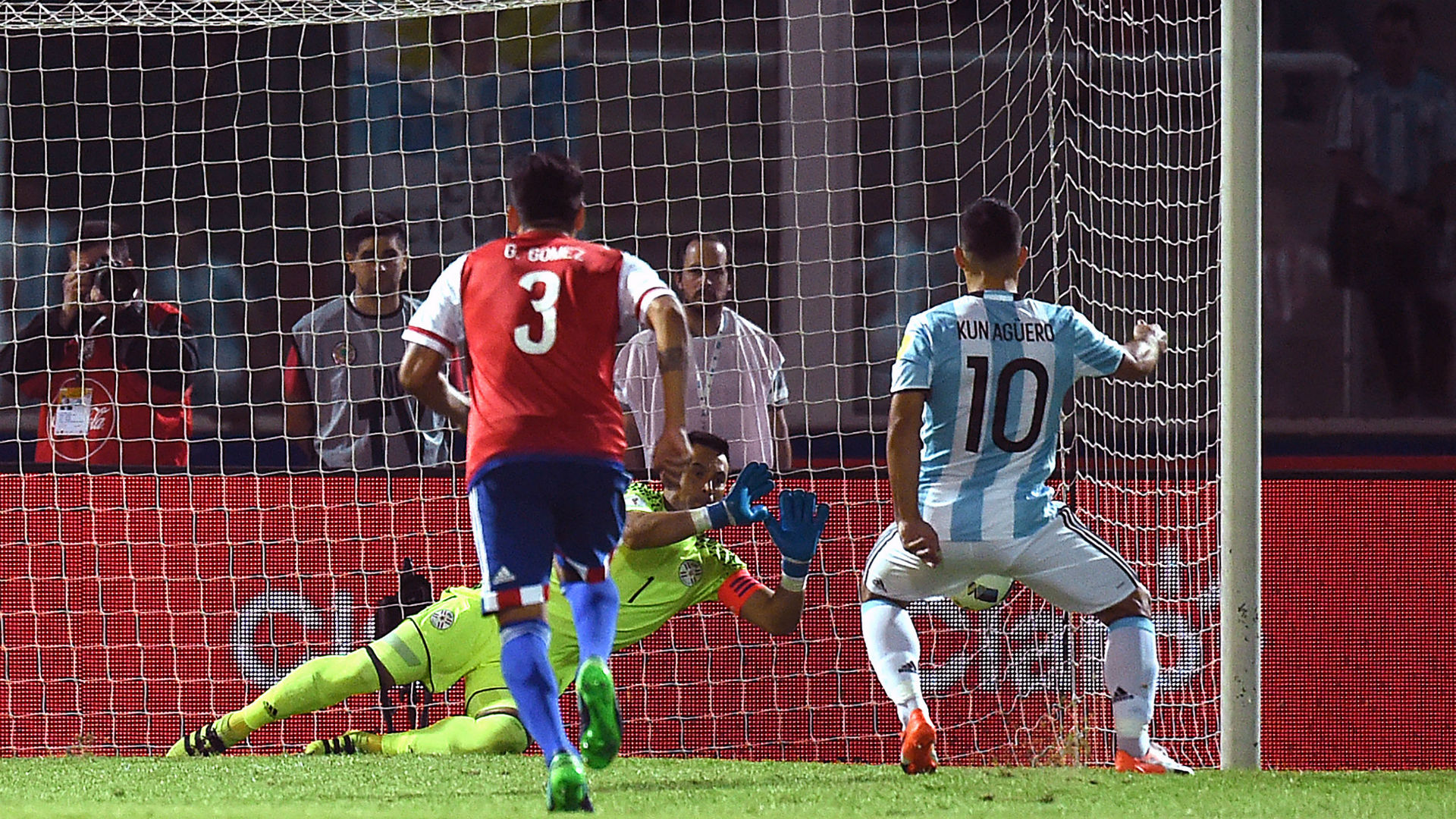 argentina-paraguay-eliminatorias-sudamericanas-11102016_pl3gm6xuyuxw1h8ga87n2on9n