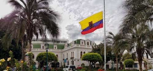 511ccbe72fc64cf532d8aa574856a656_XL